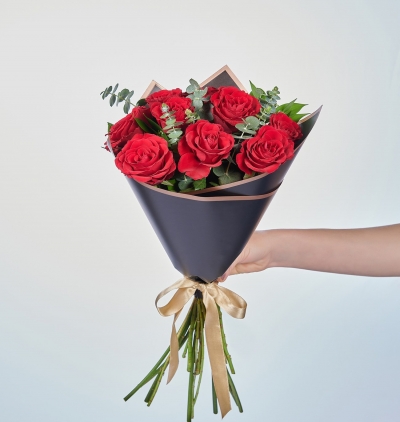 işıltılı gülümseme Çiçeği & Ürünü 9'lu Kırmızı Gül Çiçek Buketi 