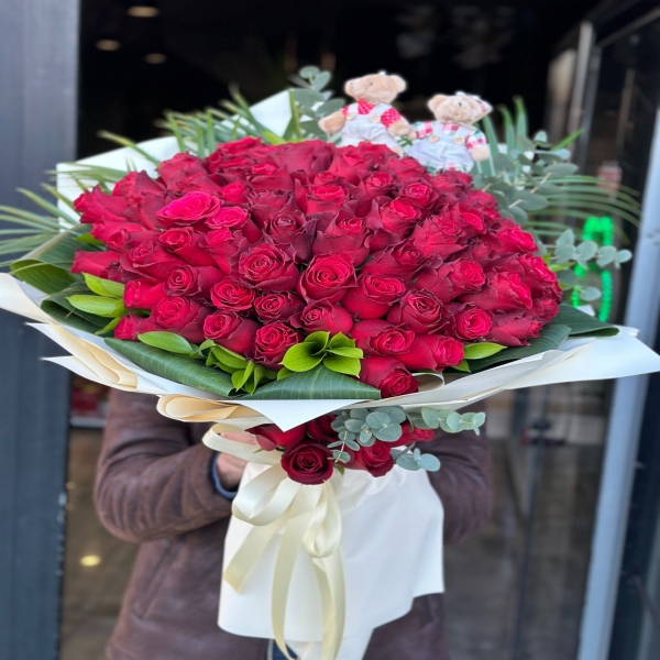  afşin çiçekçilik 101 Kırmızı Gül Buketi