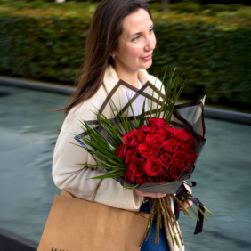  afşin çiçekçilik Grande Fleur (30'lu Kırmızı Güller Buketi)