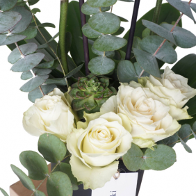  afşin çiçekçiler Beyaz Güller ve Orkide Aranjmanı - Heryerbitki